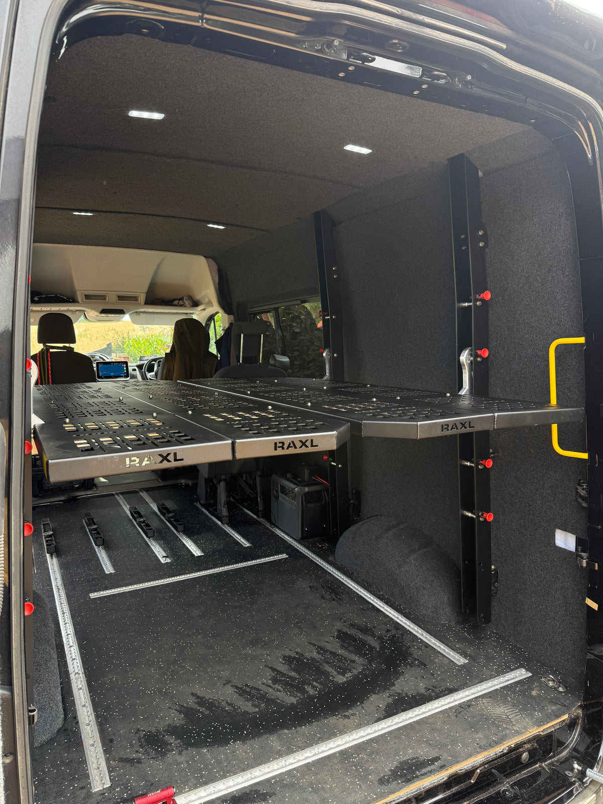 ViKA Adjustable Bed Storage System - VW Crafter / MAN TGE 2017>